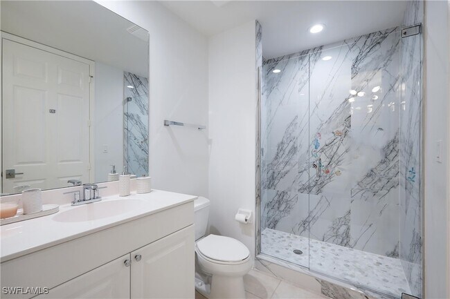 Building Photo - 400 Flagship Dr