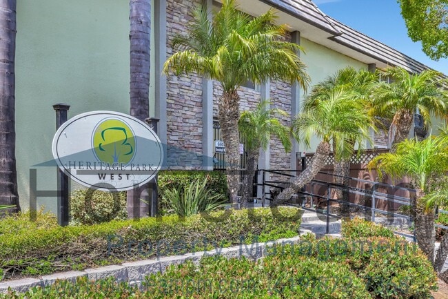 Building Photo - 2 BR/ 2 BA 920 SQFT Clairemont Mesa/ San Diego Condo