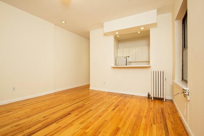 Building Photo - 2 bedroom in New York NY 10128