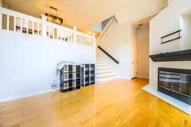 Building Photo - 144 Chetwood Dr