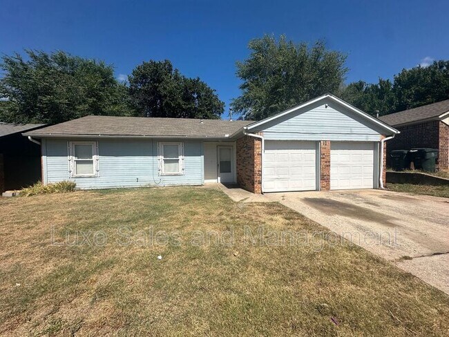 Building Photo - 10105 Caton Pl