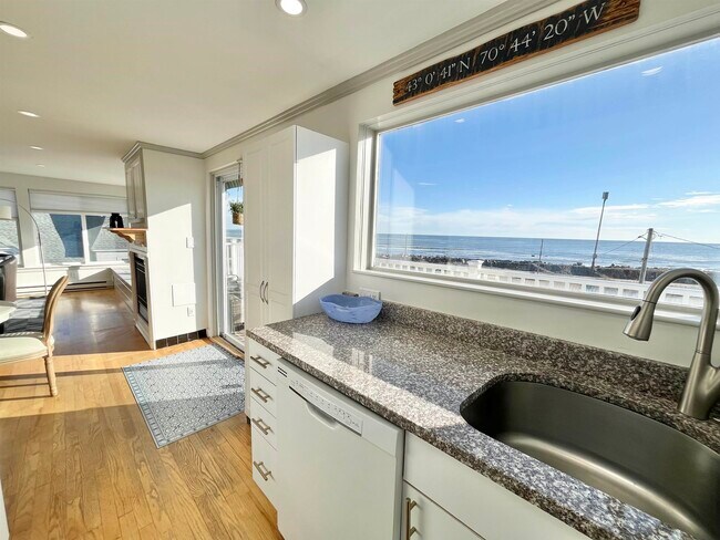 Building Photo - 1497 Ocean Blvd