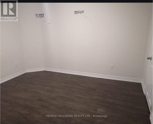 Building Photo - 3099 Velmar Dr