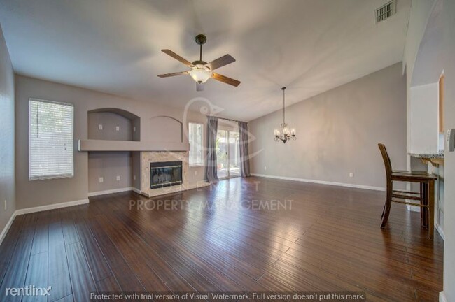 Foto del edificio - 3 br, 2 bath House - 810 Kempton