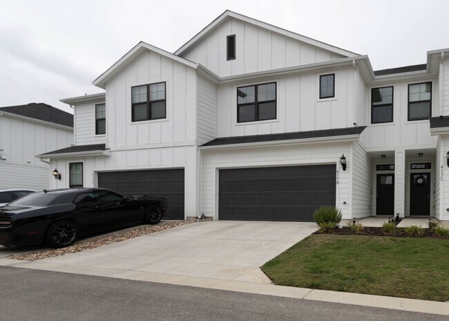 Building Photo - 417 Fieldwood Dr