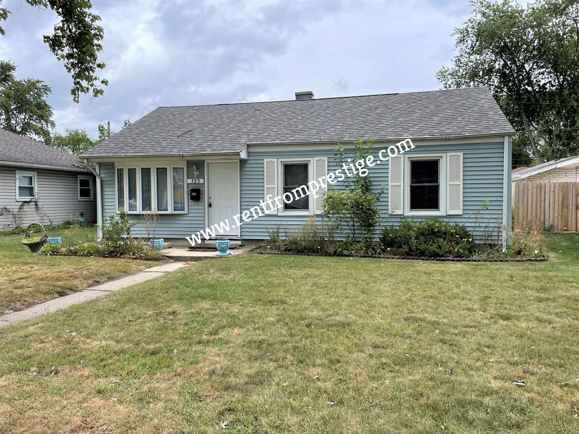 Foto principal - 3 Bed 1 Bath Home in Griffith