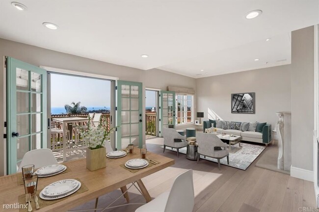 Building Photo - 358 Vista Del Rey Dr