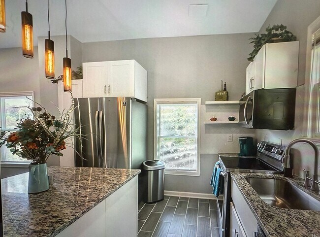 Foto del edificio - Charming 4BR House in Atlanta