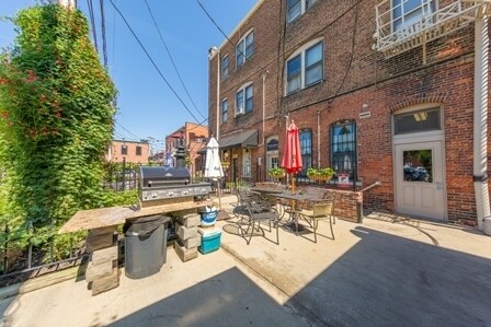 Foto del edificio - 4084-4098 Erie St
