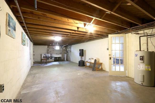 Building Photo - 635A-side W Nittany Ave