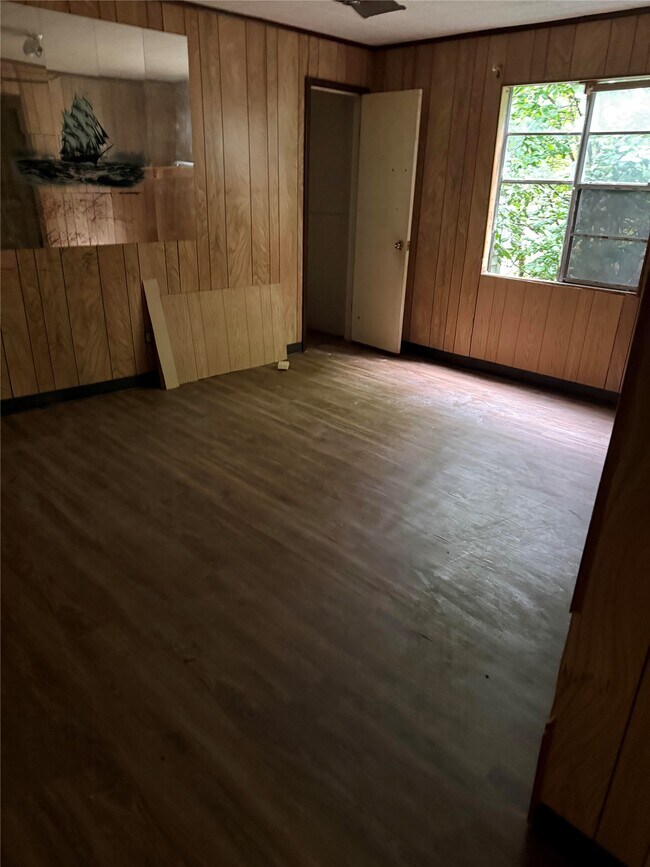 Building Photo - 5427 Timber Creek Dr