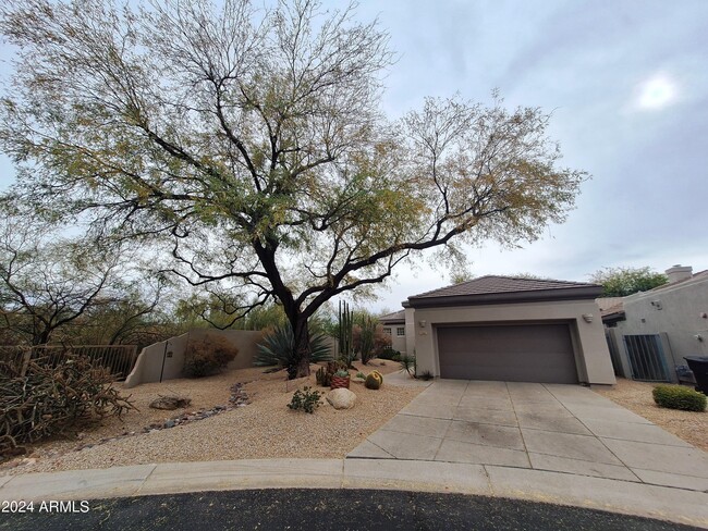 Foto del edificio - 7089 E Whispering Mesquite Trail