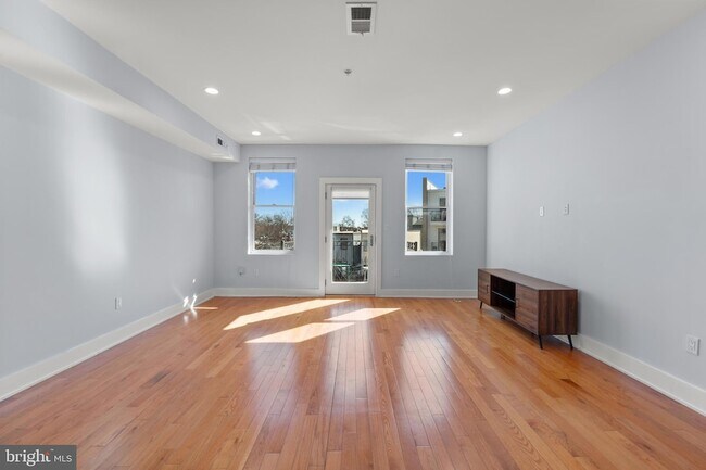 Photo - 440 Rhode Island Avenue NW Unit 303 Apartment