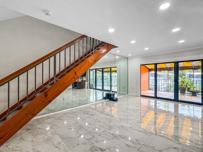 Foto del edificio - 16506 Bridge End Rd