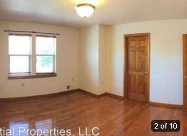 Building Photo - 753 Edmond St