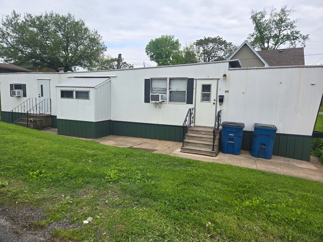 Foto principal - 307 S Chestnut St