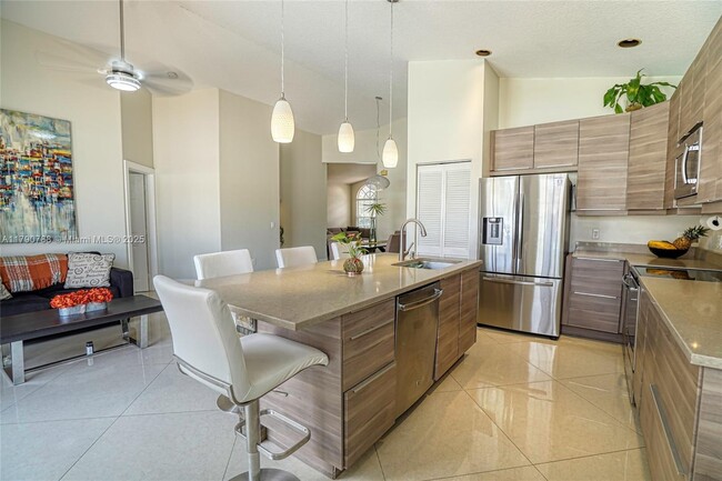 Foto del edificio - 12363 NW 53rd St