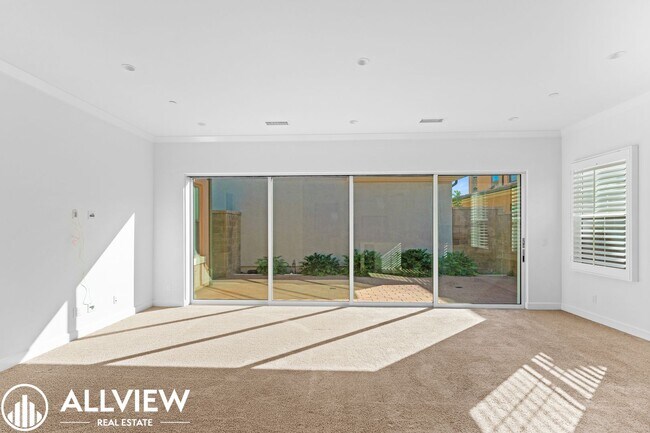 Foto del edificio - Gorgeous 3 bedroom 2.5 bath home in the newly constructed association of Eastwood Village!
