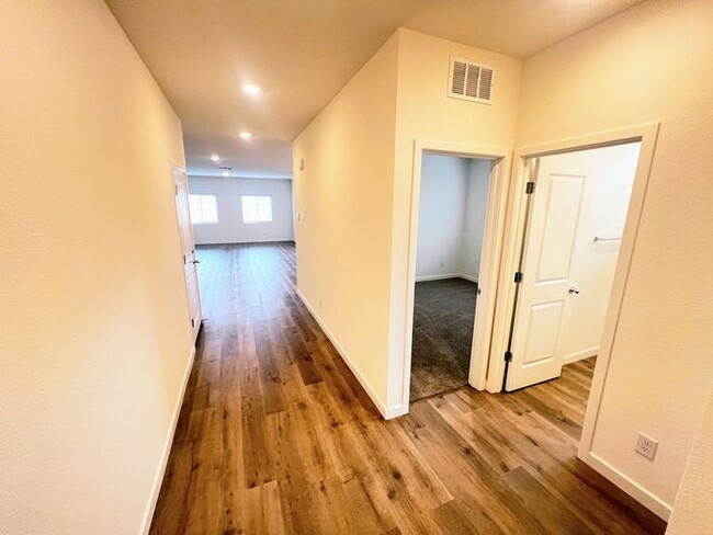 Building Photo - New Build For Rent
