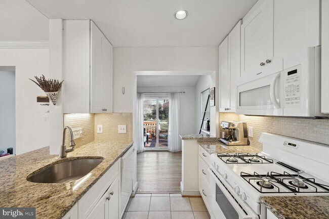 Building Photo - 77 Commonwealth Ave