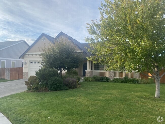 Building Photo - 1706 E Ashford Way