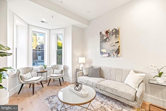 Foto del edificio - 1128 6th St NW