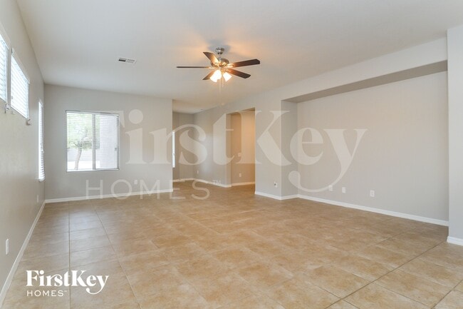 Foto del edificio - 3957 Vulcan St