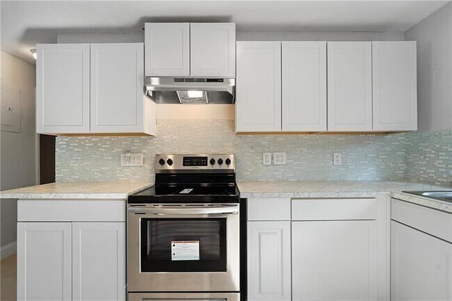 Foto del edificio - 1598 NE 36th St