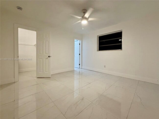 Foto del edificio - 3100 NW 135th St