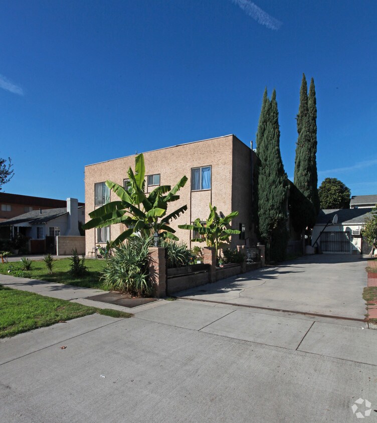 Foto del edificio - 415 Western Ave