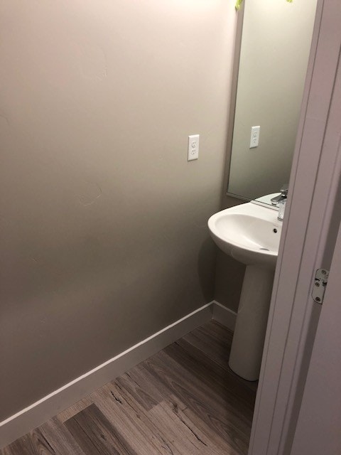 Building Photo - 438 N Stone Mountain Dr