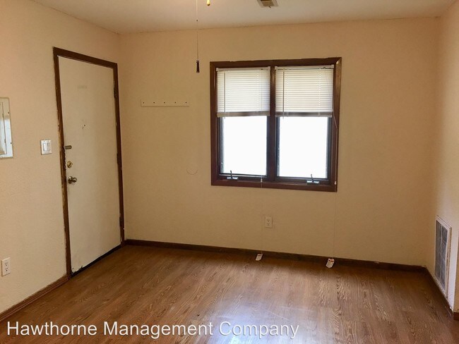 Building Photo - 314 N William St