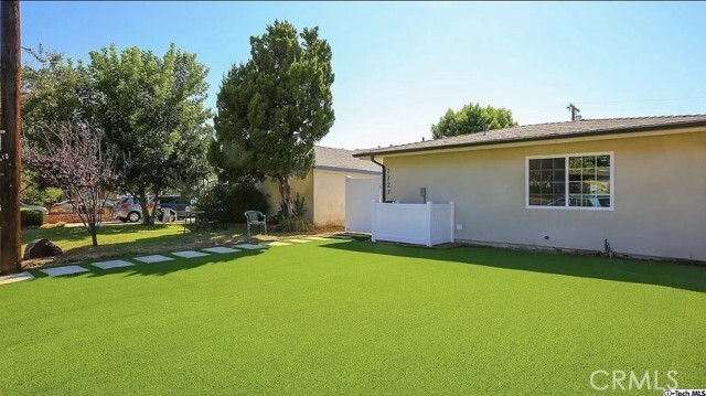 Building Photo - 7727 Shady Cove Ave