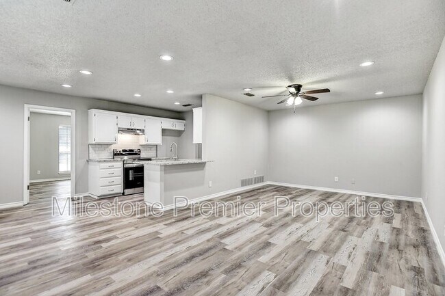 Foto del edificio - 925 Farmington Rd