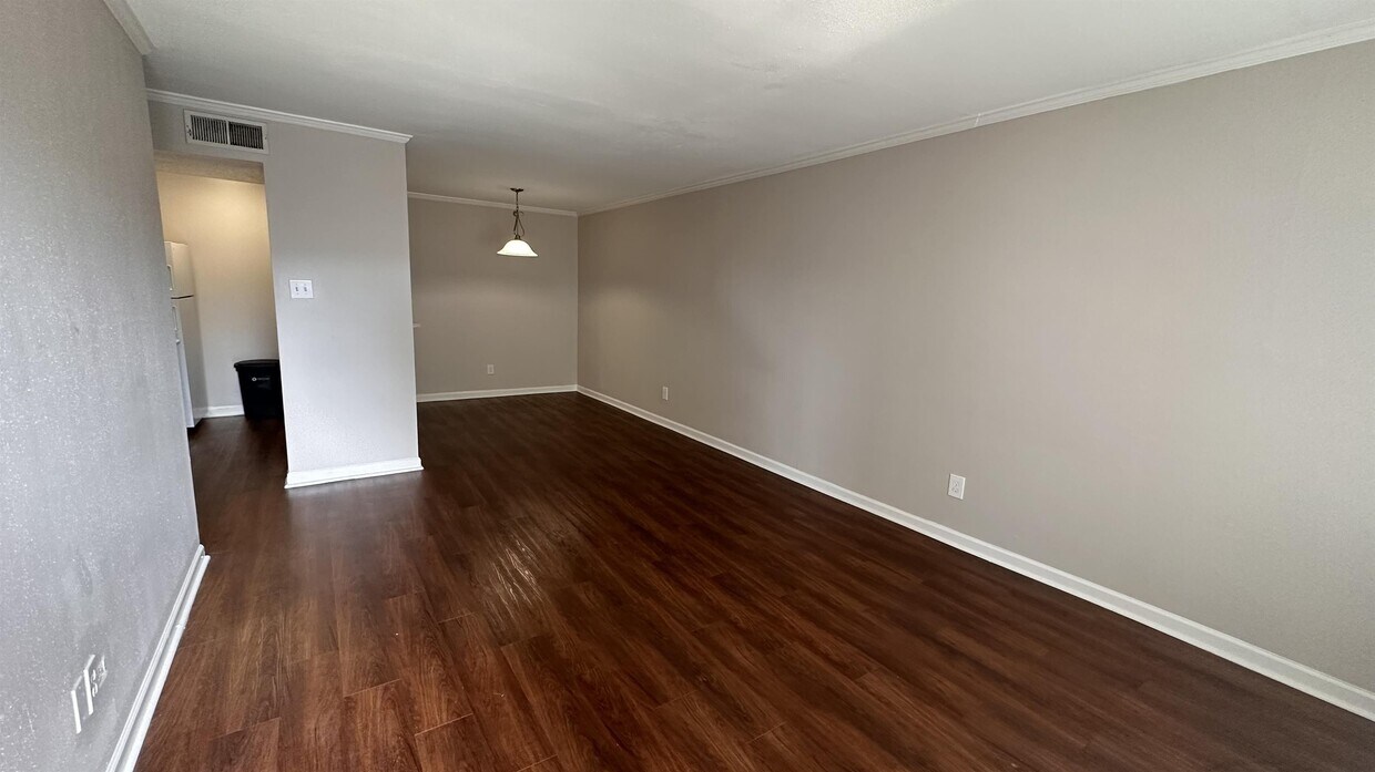 Foto principal - 2825 Bellefontaine Blvd