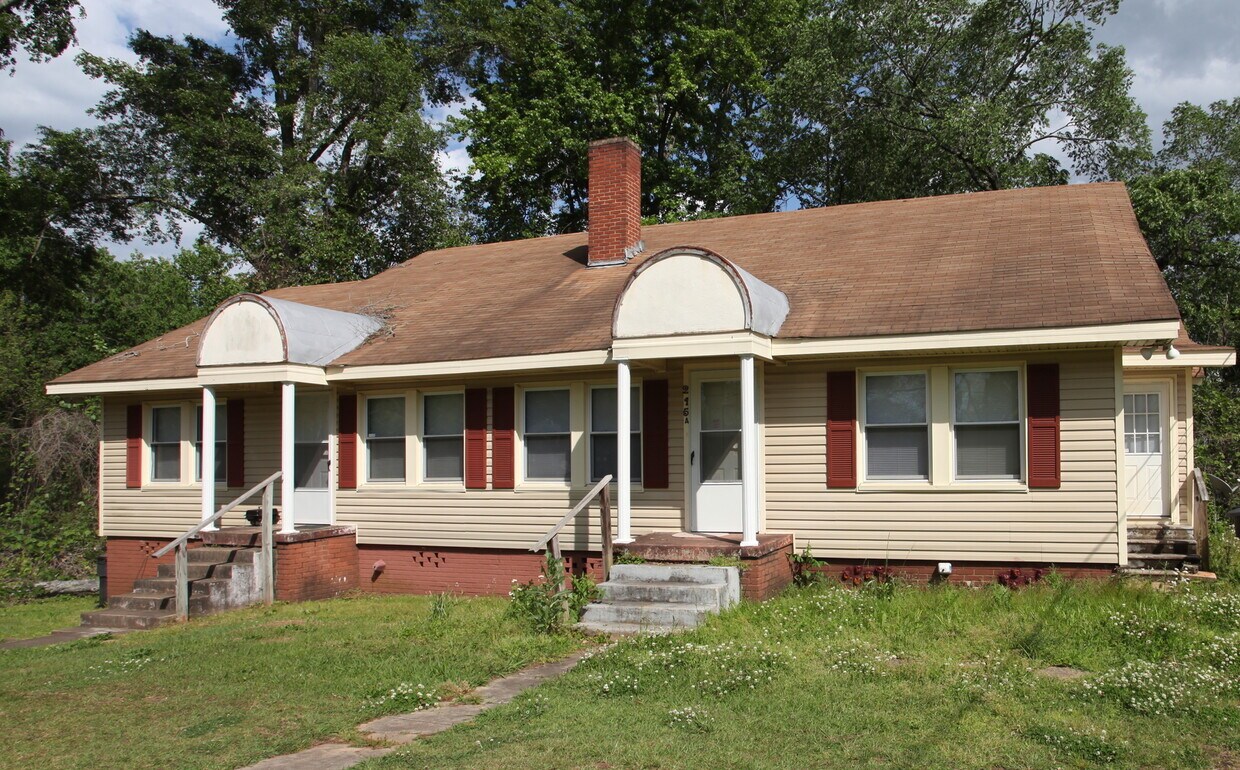 Primary Photo - Samford Ave Available!