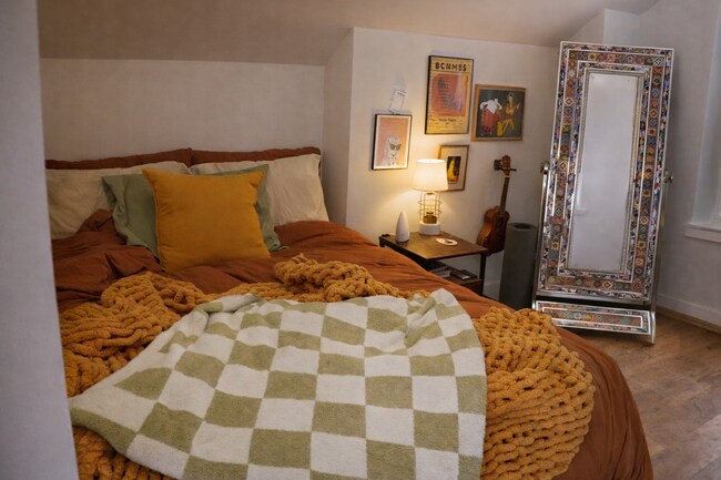 Foto del edificio - 2642 N Lincoln Ave