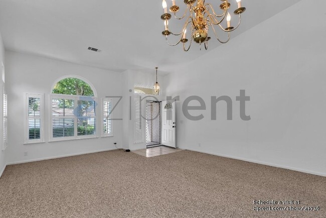 Building Photo - 10034 River Oaks Dr
