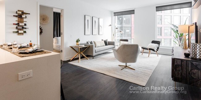 Foto del edificio - 2576 N Lincoln Ave