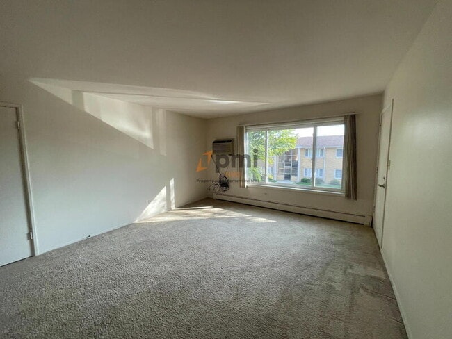 Foto del edificio - 111 Harrington Ave
