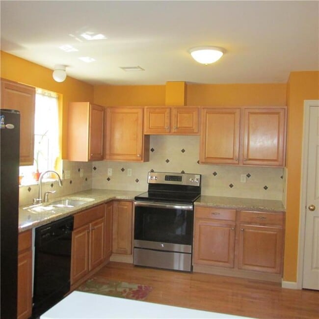 2570 Margaret Ct, Easton, PA 18040 House Rental in Easton, PA