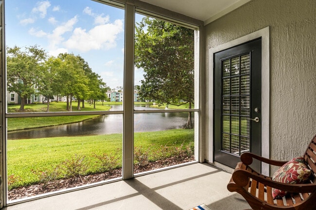 Building Photo - Oviedo Grove