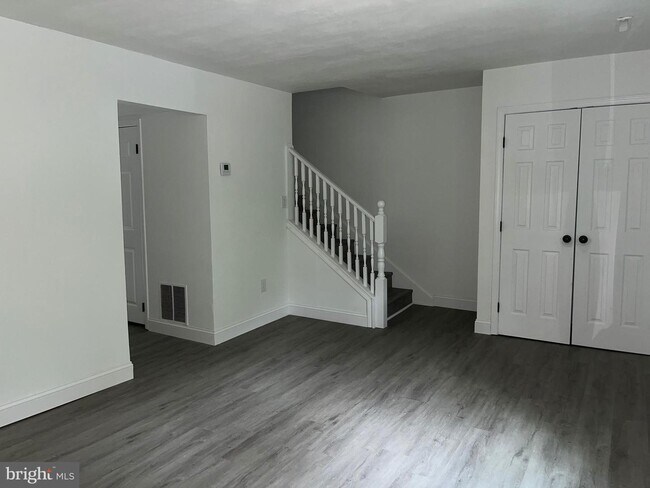 Foto del edificio - 46868 Patuxent Rd