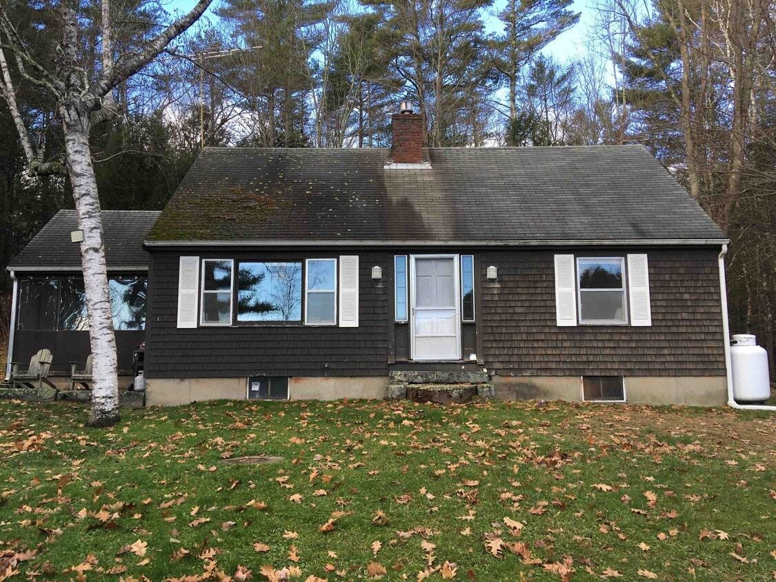 Building Photo - 375 Bay Rd