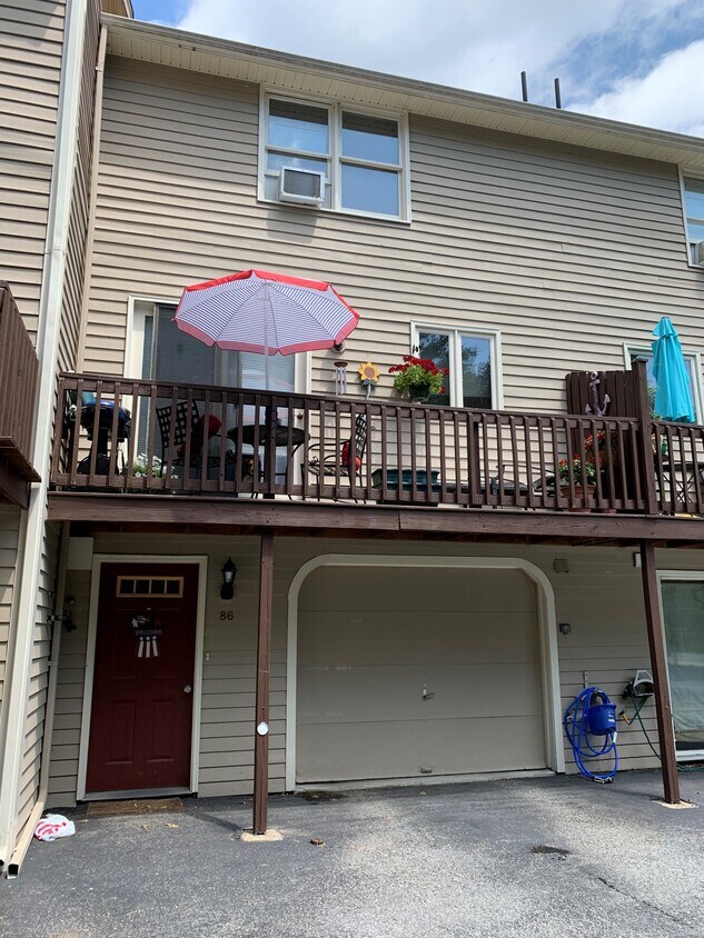86 Sanwood Dr, Burrillville, RI 02830 Condo for Rent in Burrillville