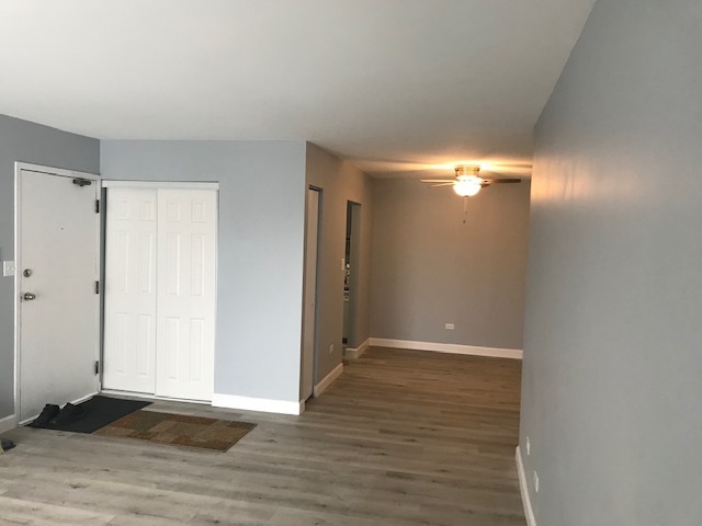 Building Photo - 266 Shorewood Dr
