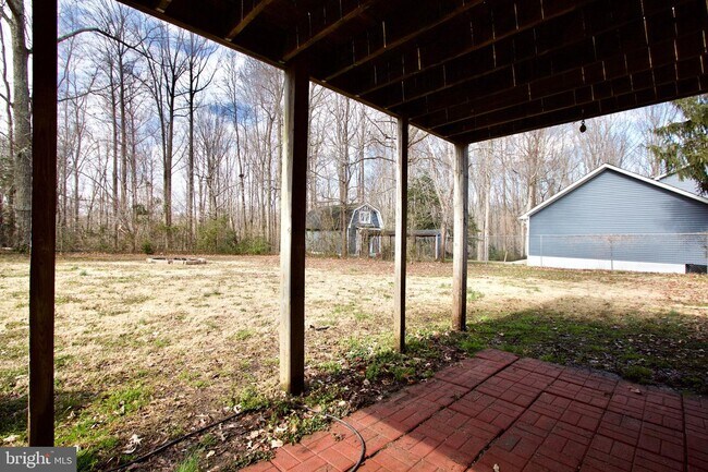 Building Photo - 27369 Yowaiski Mill Rd
