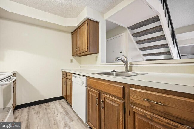 Foto del edificio - 1607 Aspen Dr