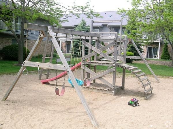 área de juegos para niños - Douglas Terrace Apartments