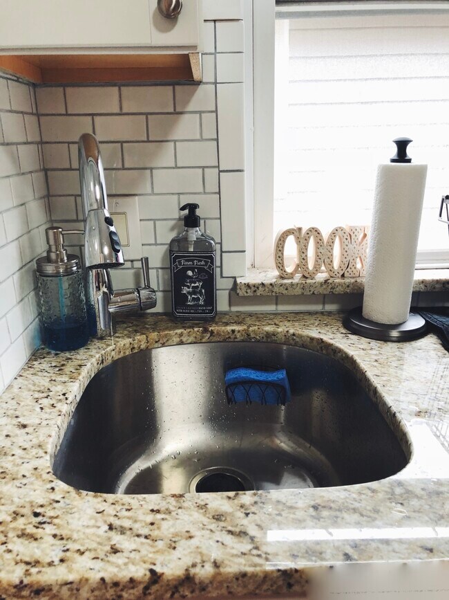 Building Photo - 46 Ward St